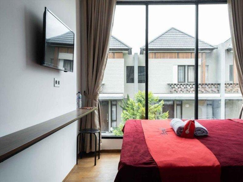Reddoorz Plus Near Ice Bsd 2 Tangerang Bagian luar foto
