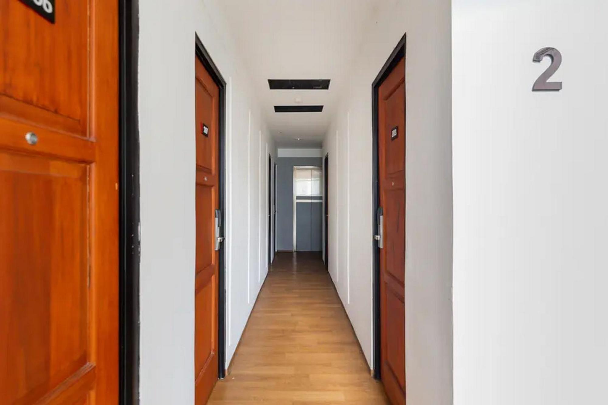Reddoorz Plus Near Ice Bsd 2 Tangerang Bagian luar foto