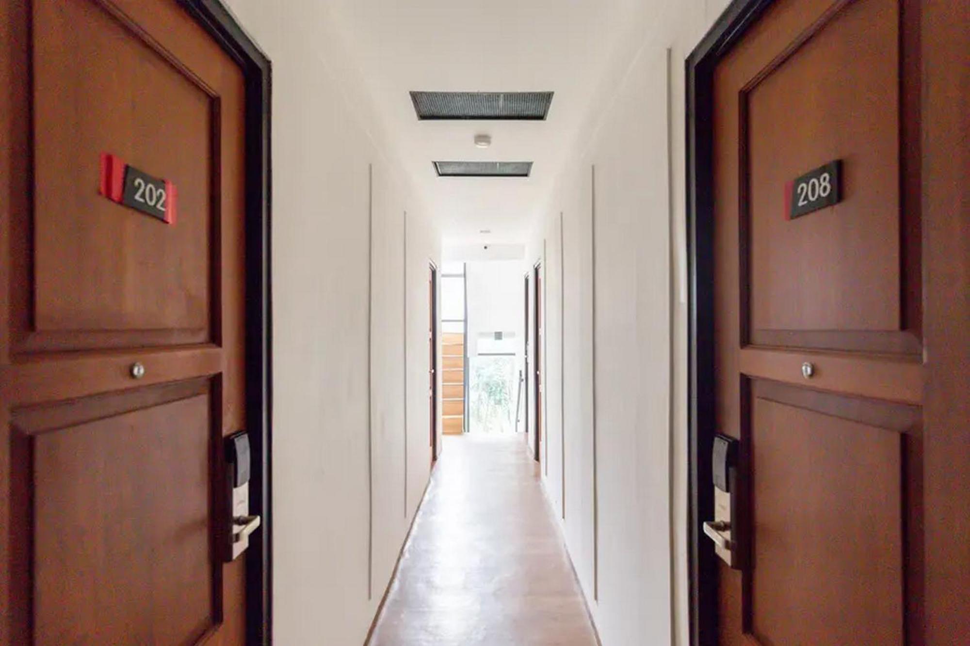 Reddoorz Plus Near Ice Bsd 2 Tangerang Bagian luar foto
