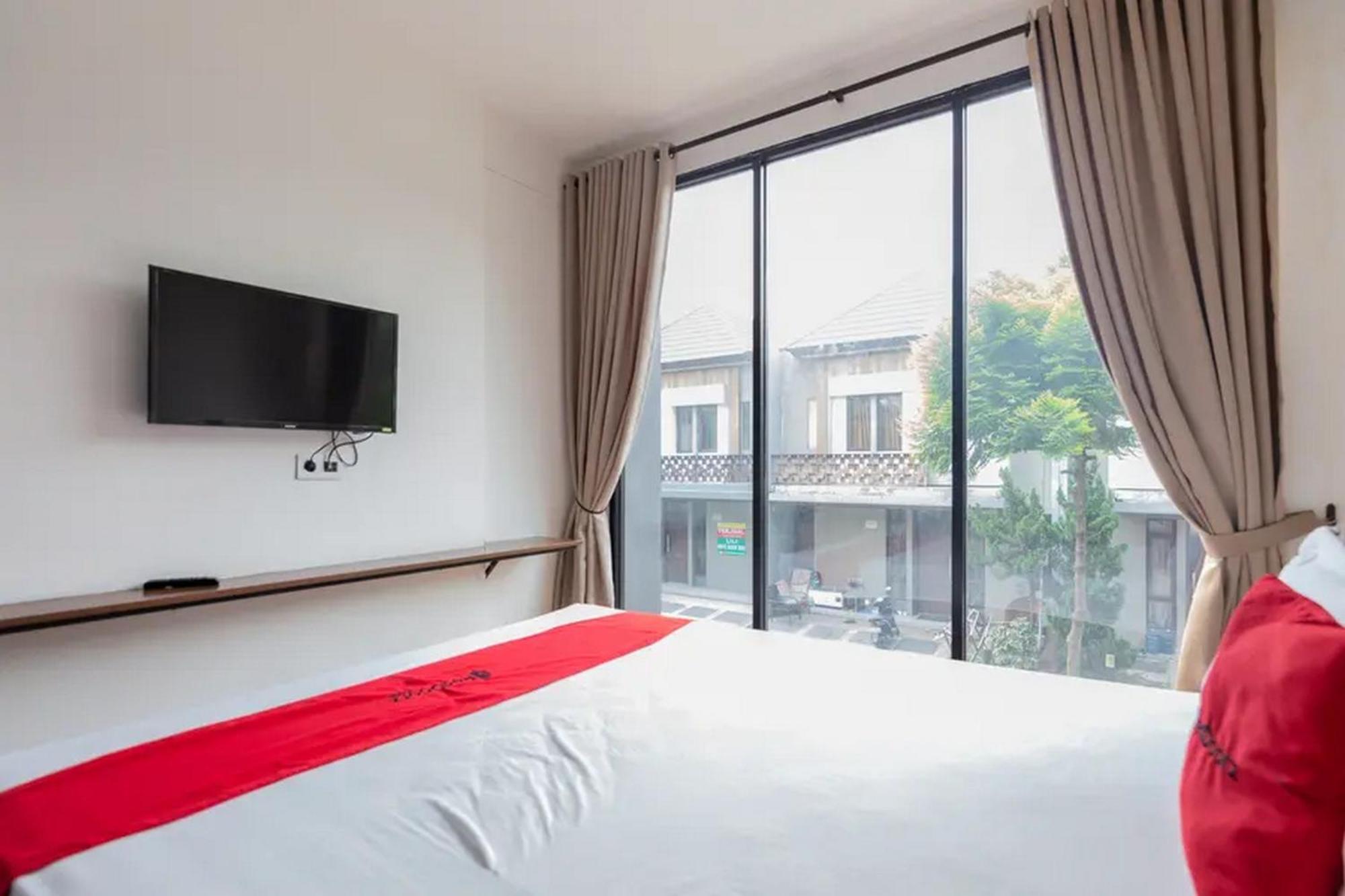 Reddoorz Plus Near Ice Bsd 2 Tangerang Bagian luar foto
